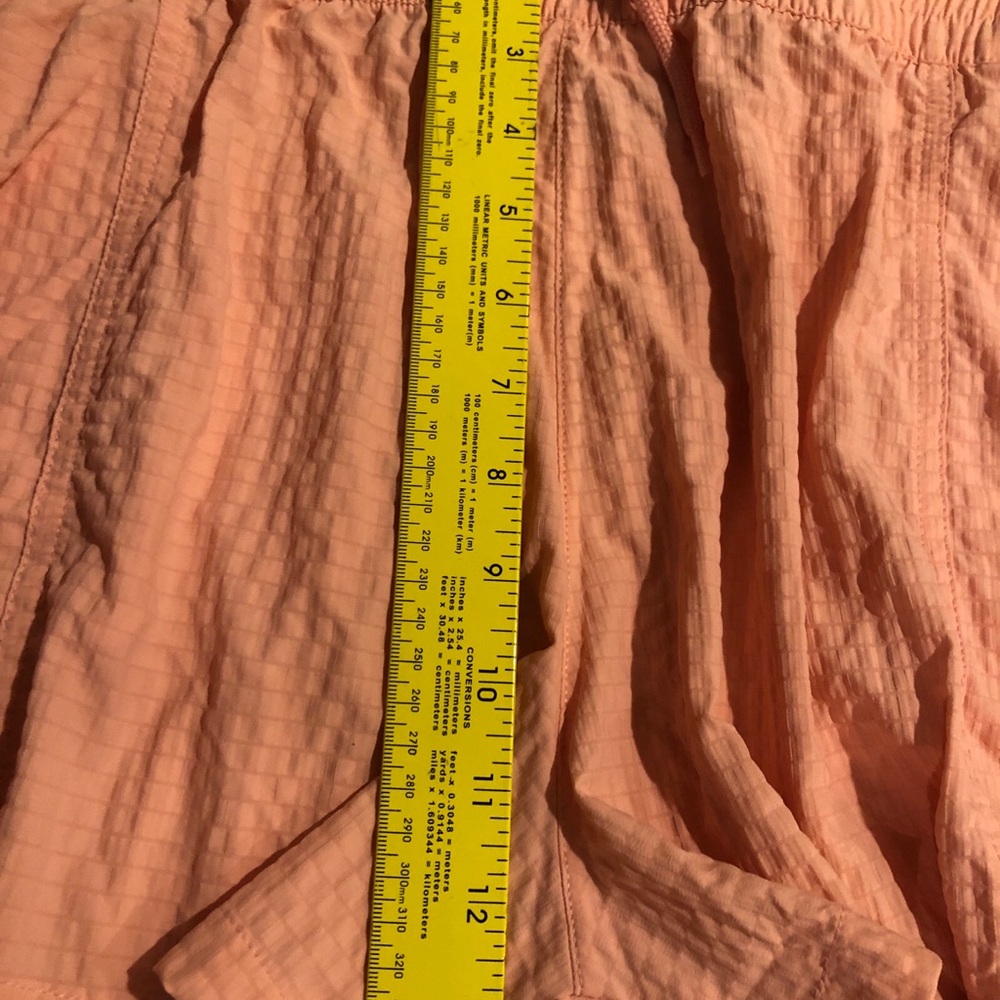 Columbia Women’s Size XL Boundless Trek Active Short Regular Fit 3" Inseam Pink - Picture 12 of 13